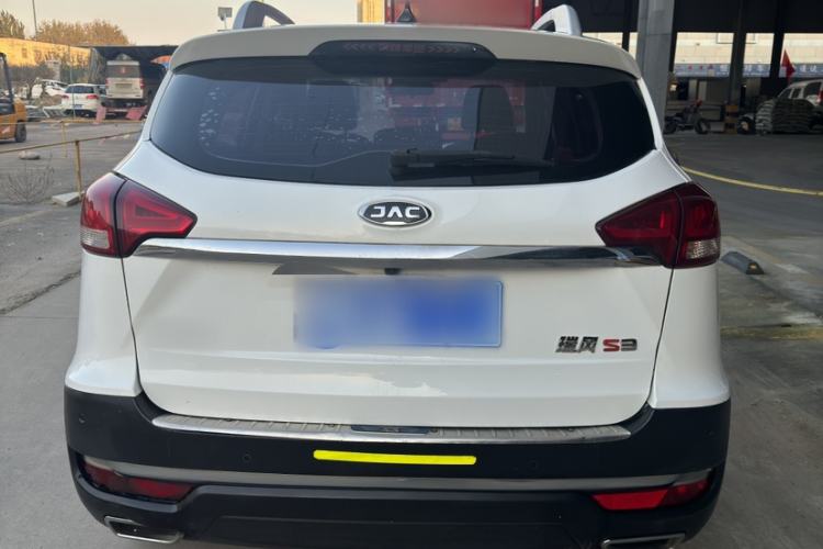 Used  Refine S3 2017 1.6L CVT Luxury Smart Model
