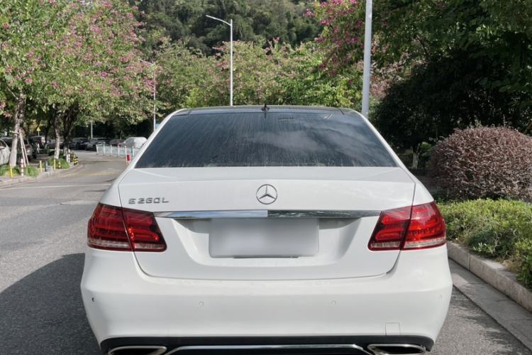 Used Mercedes-Benz E-Class 2015 E 260 L