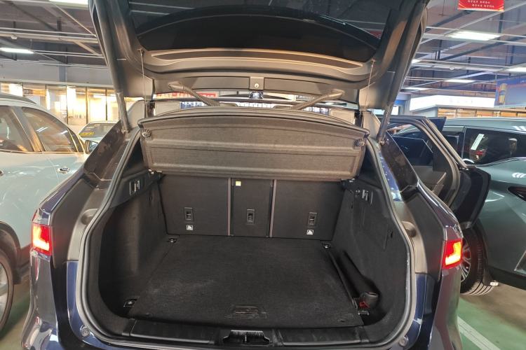 Used Jaguar F-PACE 2016 2.0T Two-Wheel Drive Urban Luxury Edition
