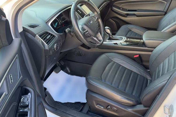 Used Ford Edge 2018 EcoBoost 245 Two-Wheel-Drive Titanium 7-Seater China V Standard
