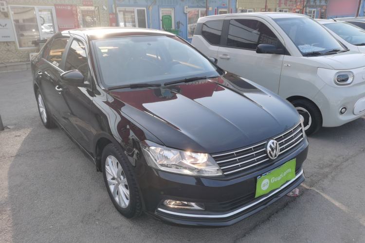Used Volkswagen Lavida 2015 1.6L Manual Comfort Edition