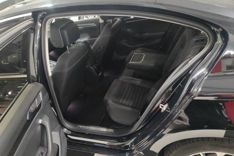 Used Volkswagen Magotan 2020 330TSI DSG Luxury Edition
