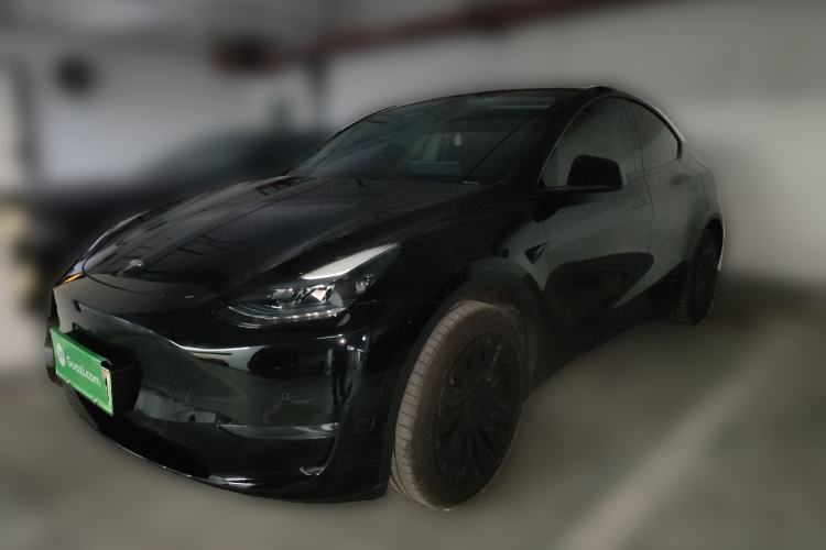 Used Tesla Model Y 2023 Long-Range All-Wheel-Drive Version