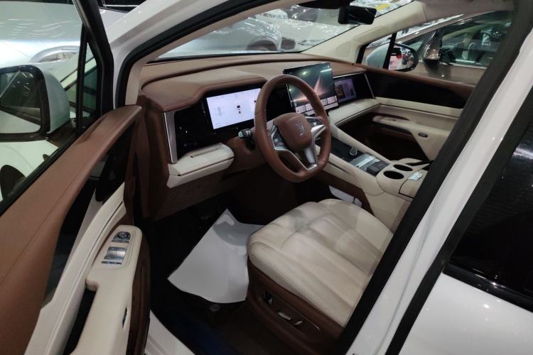 Used BYD Xia 2025 DM-i 1.5T 180km Excellence Model
