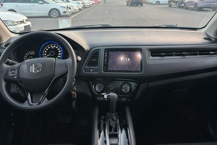 Used Honda Vezel 2020 1.5L CVT Pioneer Edition