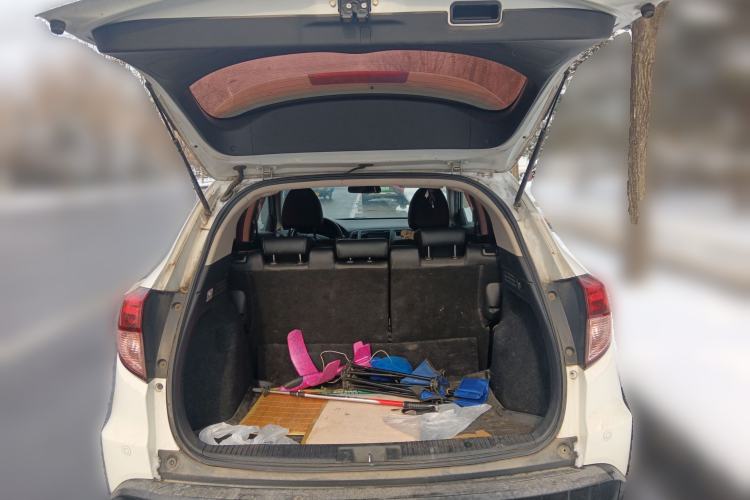 Used Honda Vezel 2015 1.8L CVT 2WD Luxury Model