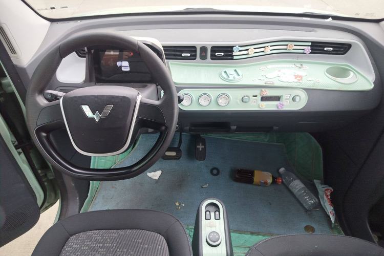 Used Wuling Hongguang MINIEV 2022 Macaron Fashion Model Lithium Iron Phosphate