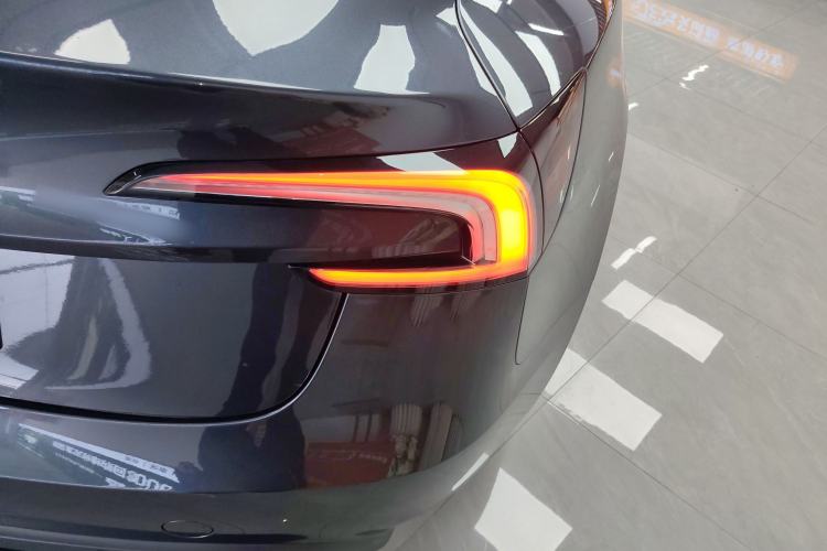 Used Tesla Model 3 2023 Rear-Wheel-Drive Version
