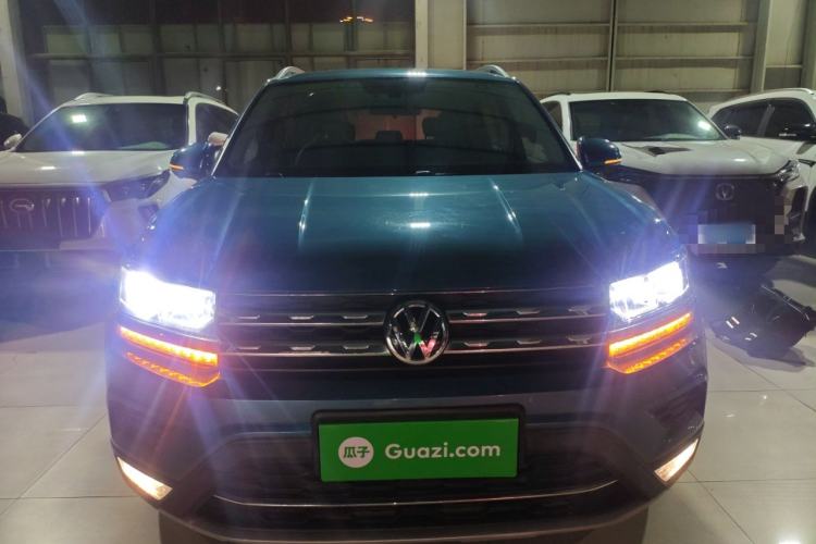 Used Volkswagen Tharu 2019 330TSI Four-Wheel Drive Luxury Edition China VI Standard
