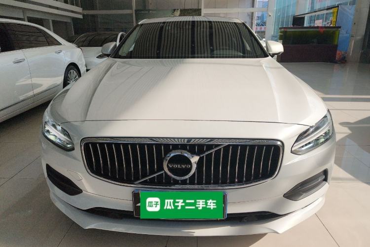 Used Volvo S90 2018 T4 Zhiyuan Edition
