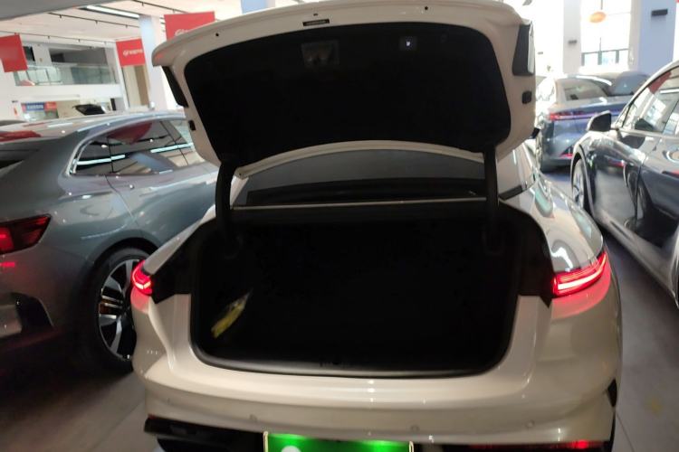 Used  L7 2022 Dynamic Model
