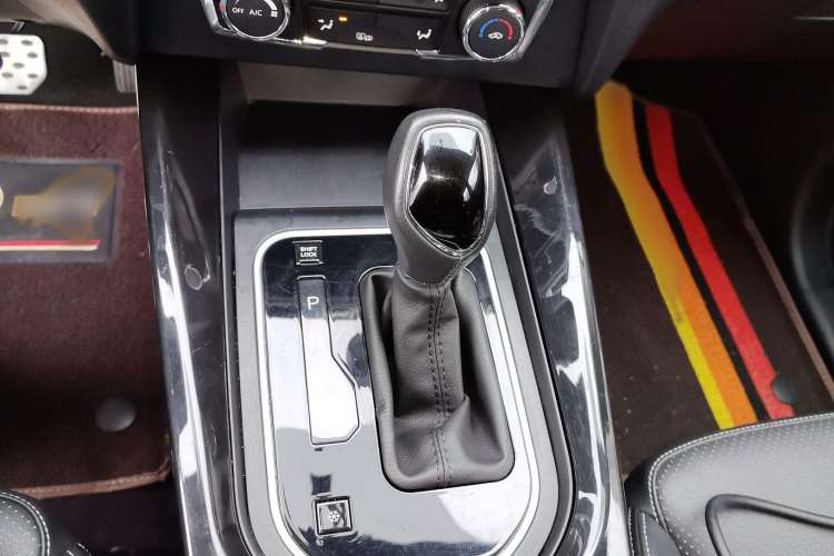 Used Dongfeng Fengon S560 2019 1.8L CVT Elite Model