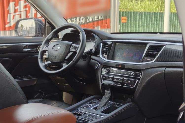 Used GAC Trumpchi GS7 2017 320T Two-Wheel-Drive Luxury Smart Connectivity Model
