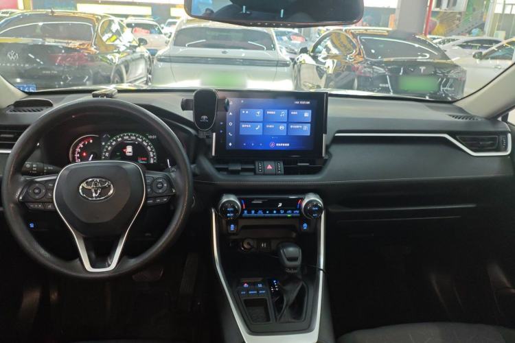 Used Toyota RAV4 2022 2.0L CVT Two-Wheel Drive Fashion Edition