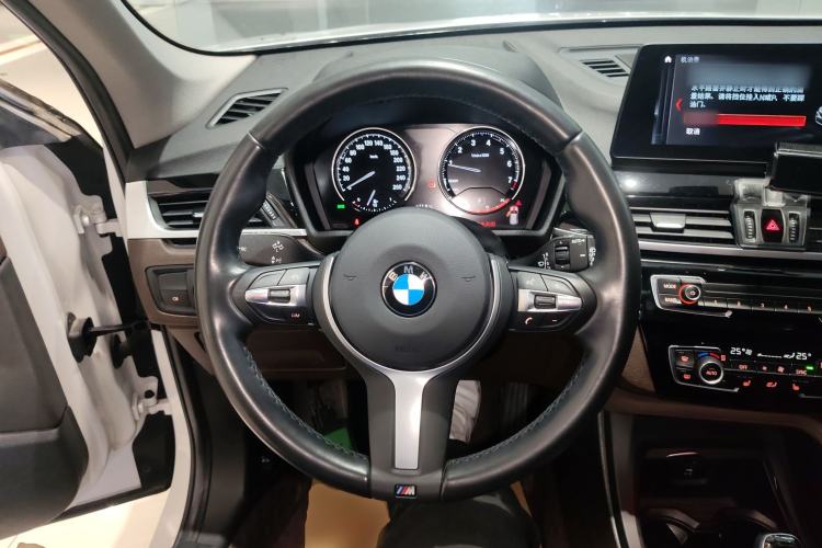 Used BMW X1 2022 sDrive25Li Leading Model
