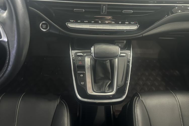 Used GAC Trumpchi M6 2021 270T DCT Prestige Edition (7-seater)