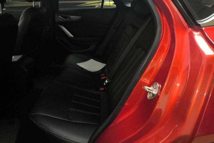 Used Mazda CX-4 2018 2.0L Automatic Two-Wheel Drive Blue Sky Dynamic Version China VI Standard
