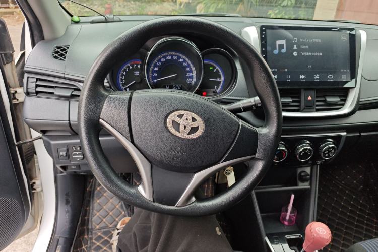 TDK.VehicleDetails.img