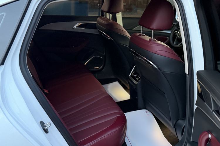 Used Hongqi H5 2024 1.5T DCT Smart Connect Flagship Edition