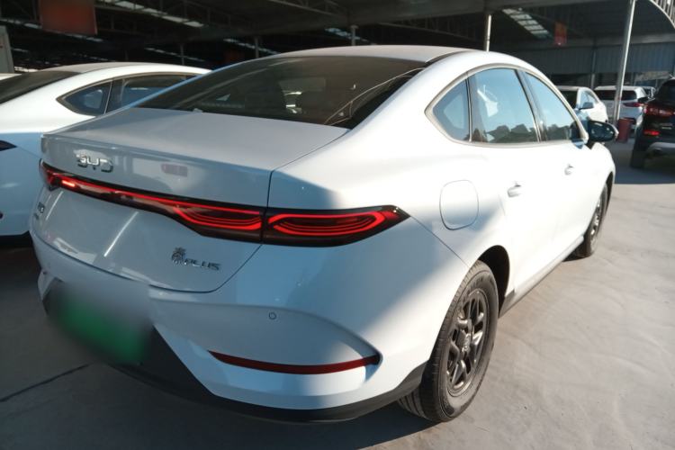 Used BYD Qin PLUS 2025 DM-i Smart Drive 55KM Leading Model
