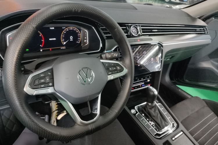 Used Volkswagen Magotan 2020 330TSI DSG Luxury Edition
