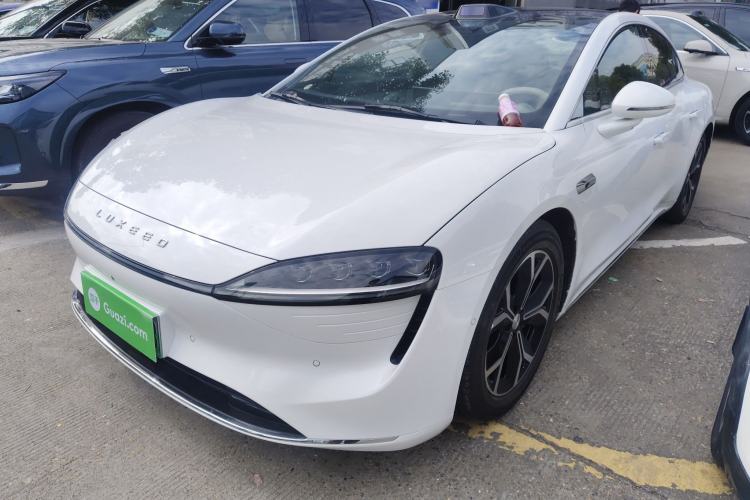 Used Hima Luxeed S7 2025 855 km Max