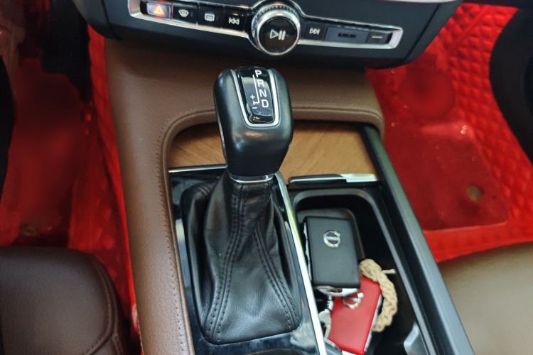 Used Volvo S90 2019 T5 Zhiyi Edition
