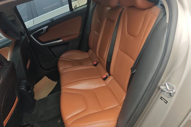 Used Volvo S60 2015 S60L T5 Intelligent Drive Edition
