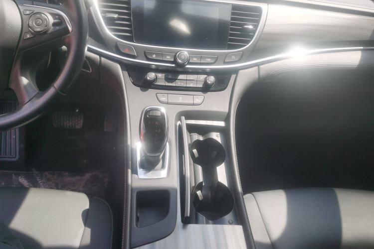 Used Buick LaCrosse 2022 652T Luxury Version
