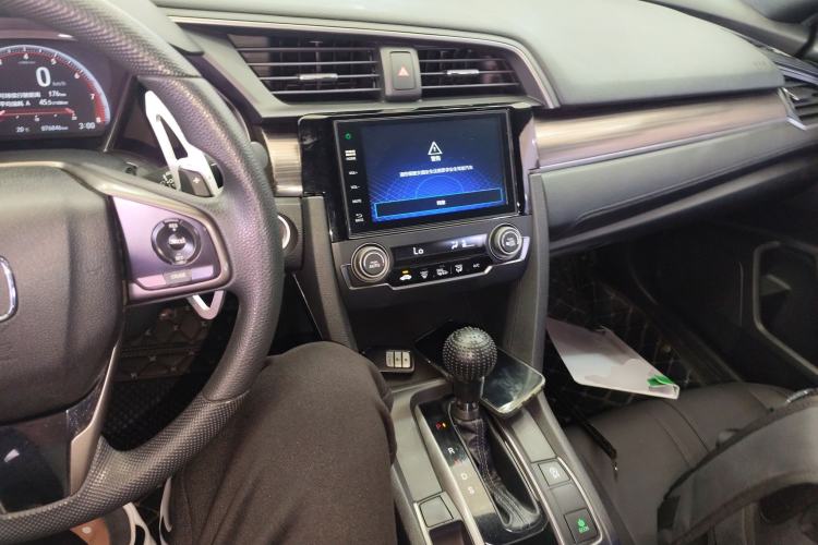 Used Honda Civic 2021 HATCHBACK 220TURBO CVT Trendy Cool Edition
