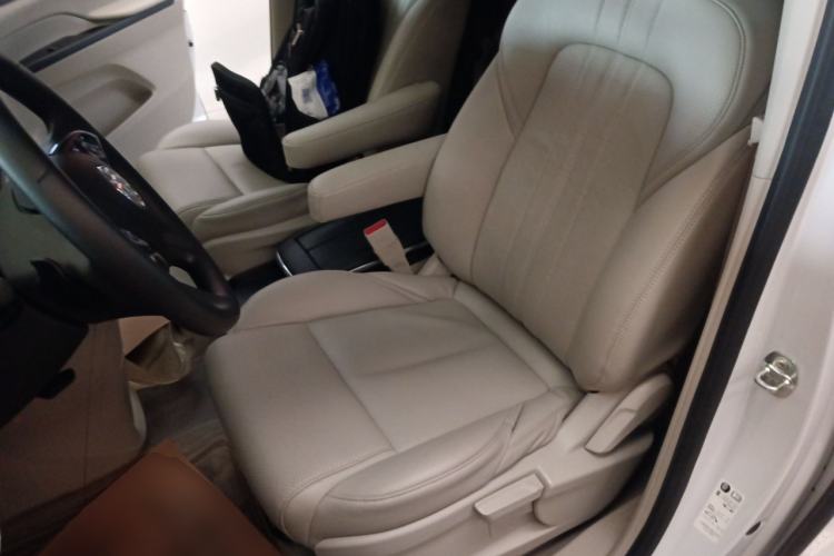 Used Buick GL8 2022 ES Landtrek 653T Comfort Edition
