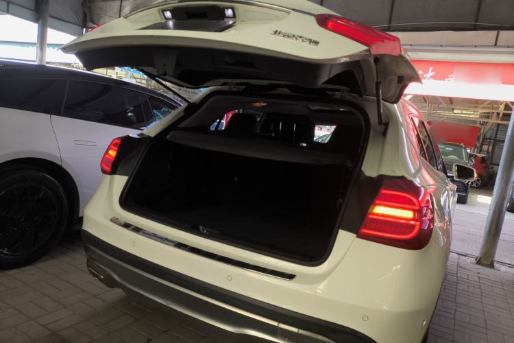 Used Mercedes-Benz GLA 2016 GLA 200 Fashion Model