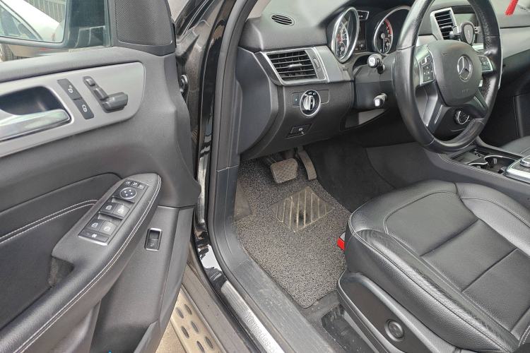 Used Mercedes-Benz M-Class 2014 ML 320 4MATIC