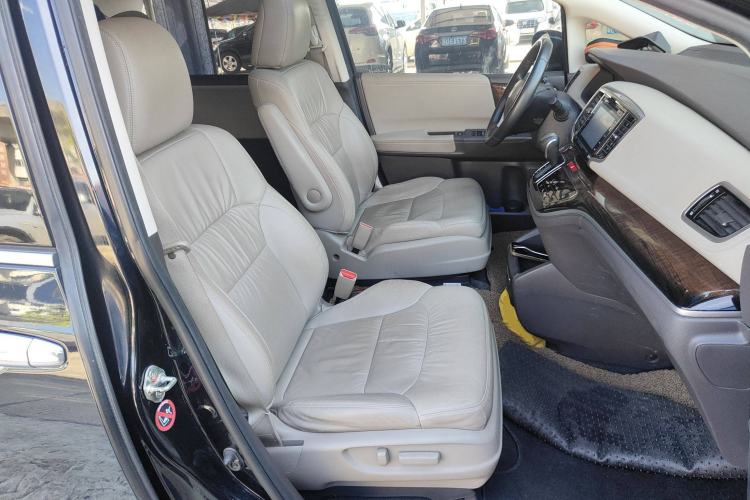 Used Honda Odyssey 2015 2.4L Supreme Edition
