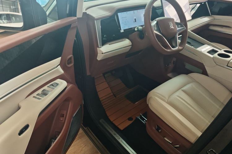 Used BYD Xia 2025 DM-i 1.5T 180km Beyond Edition
