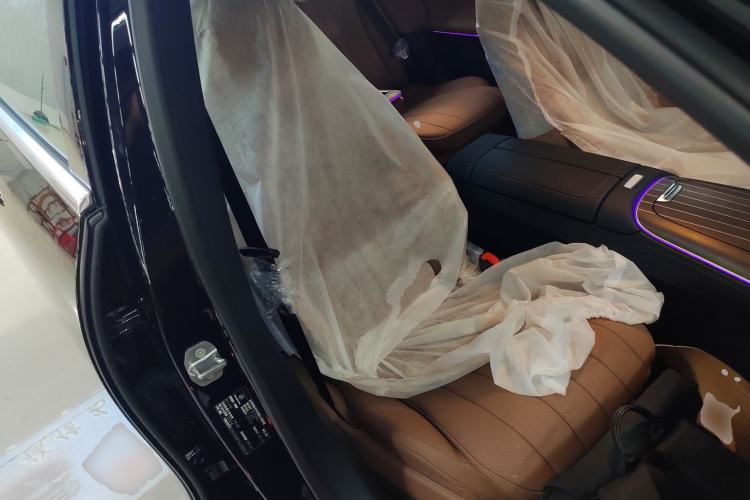 Used Mercedes-Benz E-Class 2025 Facelift E 300 L Luxury Edition
