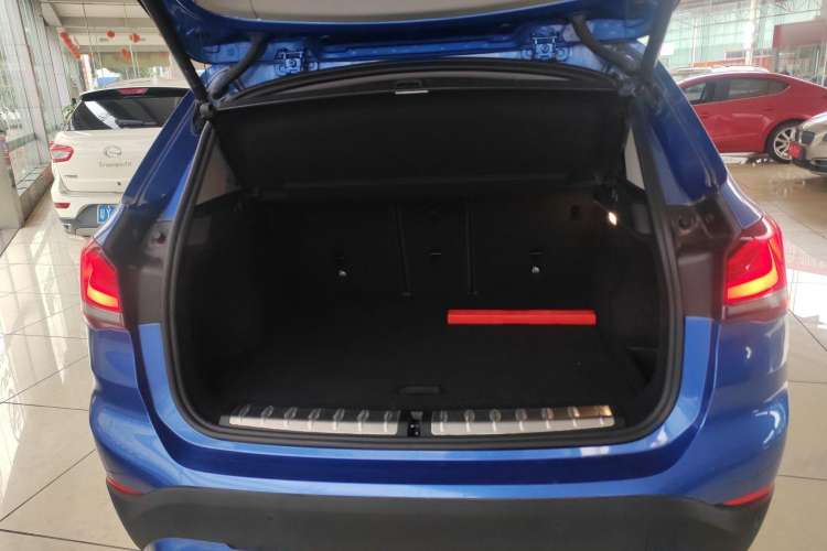 Used BMW X1 2020 sDrive25Li Leading Model
