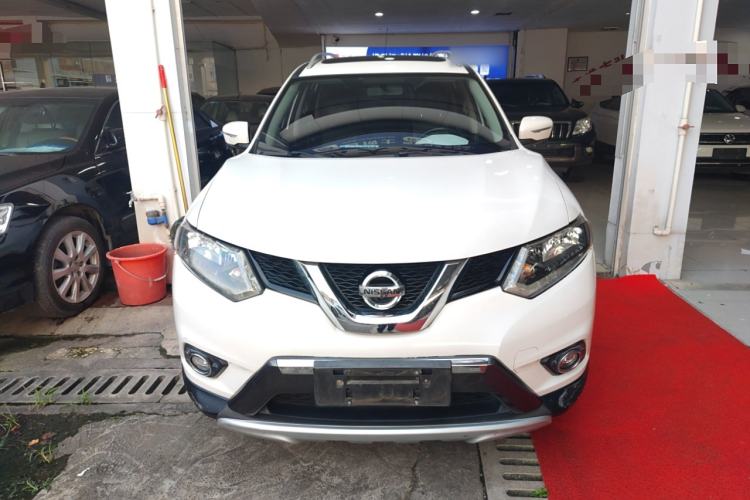 Used Nissan X-Trail 2015 2.0L CVT Comfort MAX Edition 2WD
