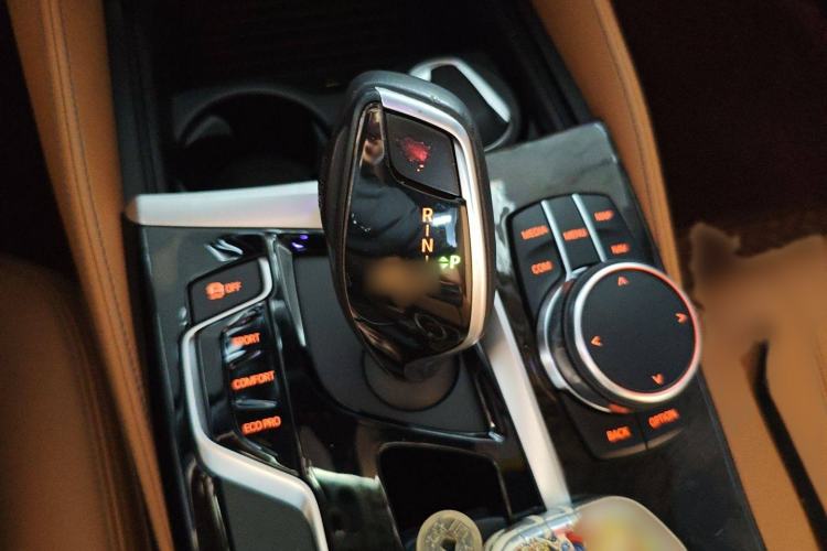 Used BMW 5 Series 2018 Facelifted 530Li xDrive M Sport Package
