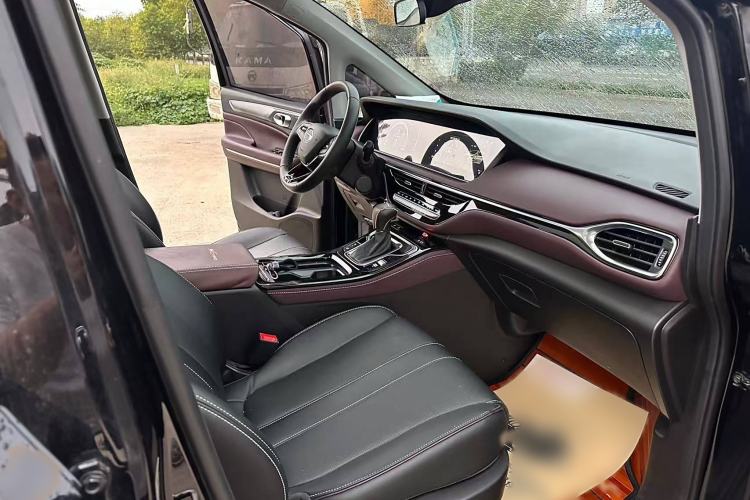 Used GAC Trumpchi M6 2023 PRO 270T DCT Luxury Edition
