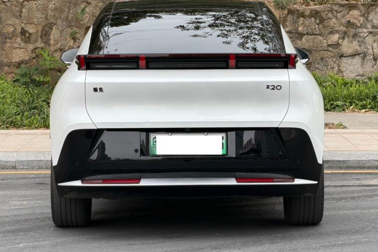 Used Lynk & Co Z20 2025 530 km Range Rear-Wheel Drive Max