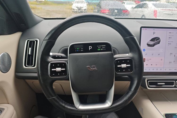 Used Li Auto L9 2022 Max model
