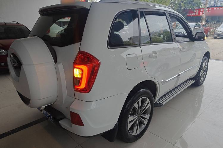Used Chery Tiggo 3 2015 1.6L CVT ZhiShang Commemorative Edition
