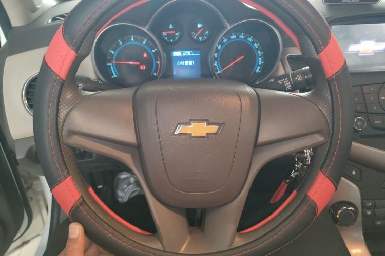 Used Chevrolet Cruze 2015 1.5L Classic SL MT
