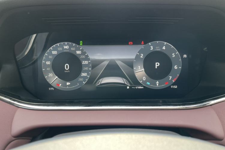 Used Land Rover Range Rover Evoque 2023 Aurora L 249 PS Luxury Edition
