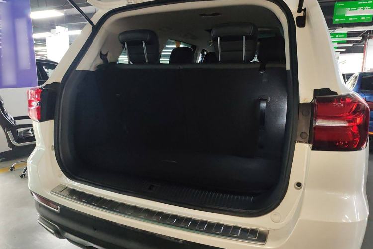 Used Roewe RX8 2019 30T Two-Wheel Drive Supreme Flagship Edition