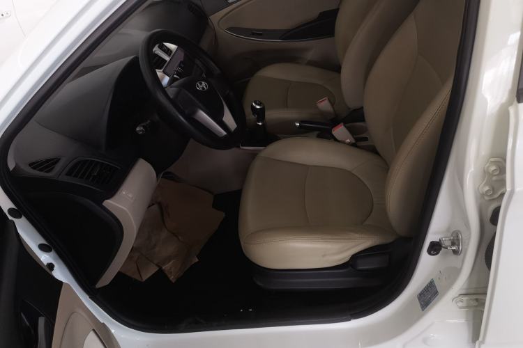 Used Hyundai Verna 2016 1.4L Manual Smart GLS Trim
