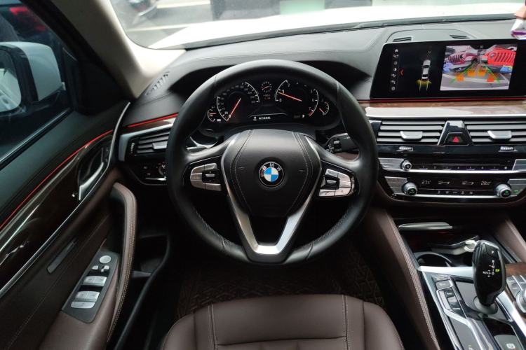 Used BMW 5 Series 2019 525Li Luxury Package