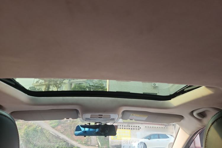 Used Roewe i5 2021 1.5L CVT Diamond Edition
