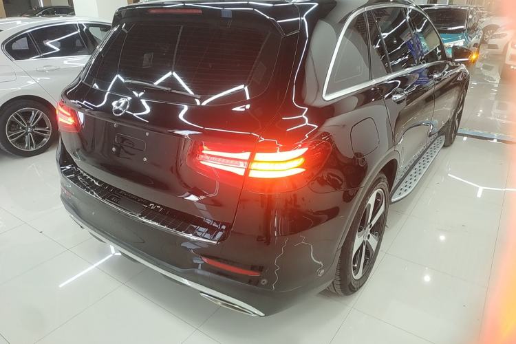 Used Mercedes-Benz GLC 2019 Facelift GLC 260 L 4MATIC Luxury Model
